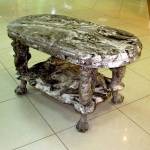 Литой стол из Искусственного камня